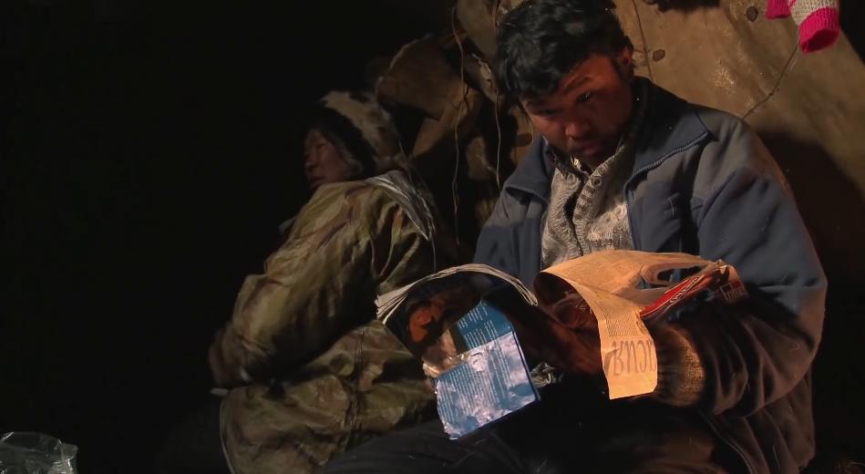 俄罗斯牧民有多少钱,俄罗斯鄂温克人饲养驯鹿