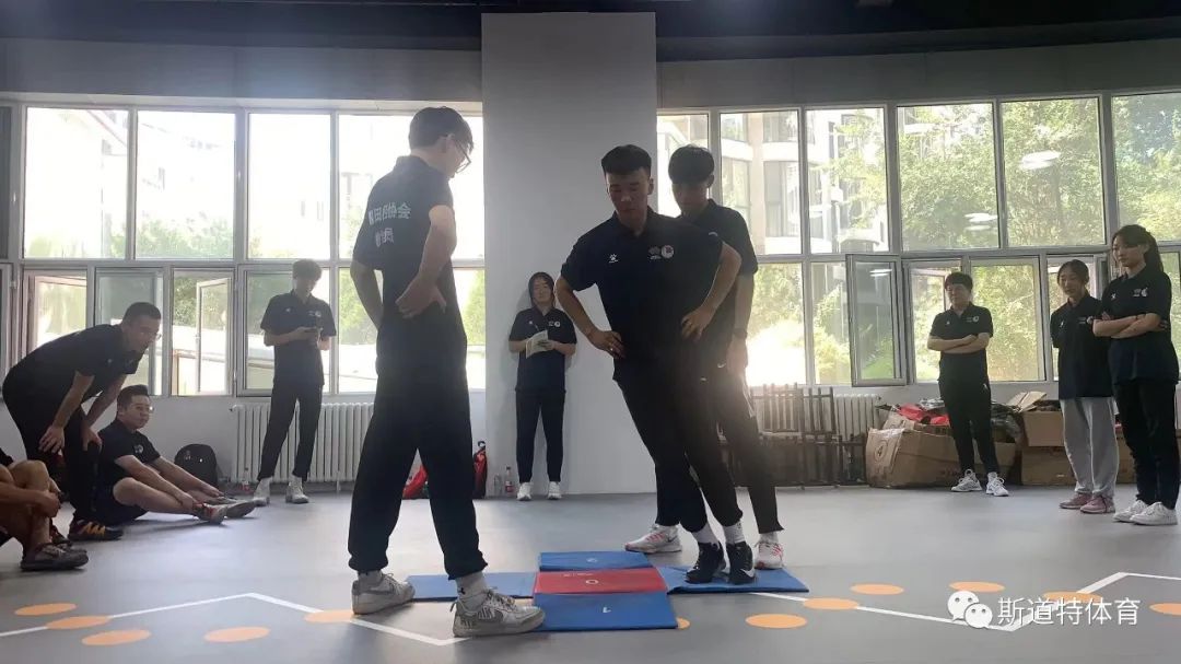 中国田径协会e级教练,中国田径协会教练员在哪里培训