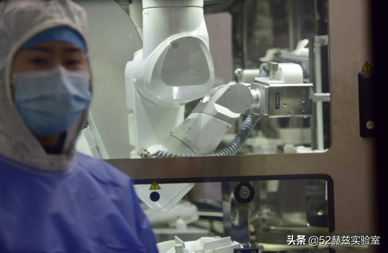 1000万取药机器人,花1000万进口2台取药机器人