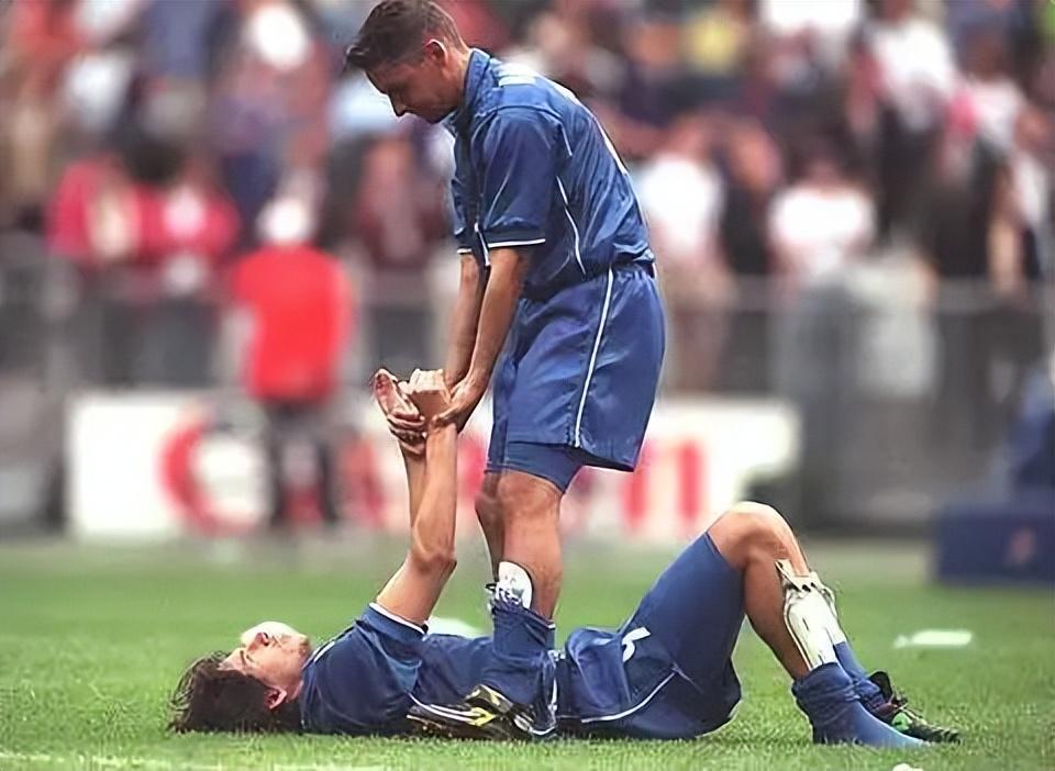 巴雷西：巴乔没被高估，他是意大利足球第一人，低于老马高于梅西