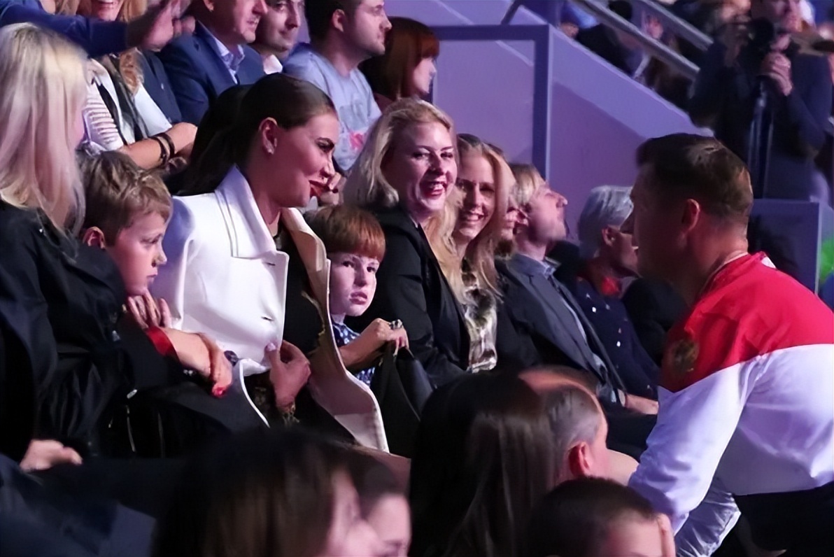 普京与卡巴耶娃有子女吗,普京卡巴耶娃两个人关系