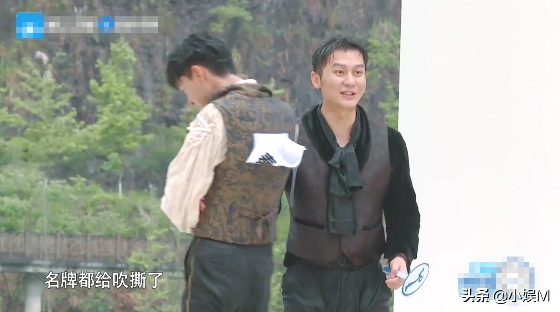 游戏无聊，嘉宾“花里胡哨”挽救，撕名牌也变得不精彩了