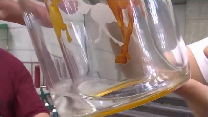 杭州一男子，收藏五粮液近16年，如今打开却存了个“寂寞”？