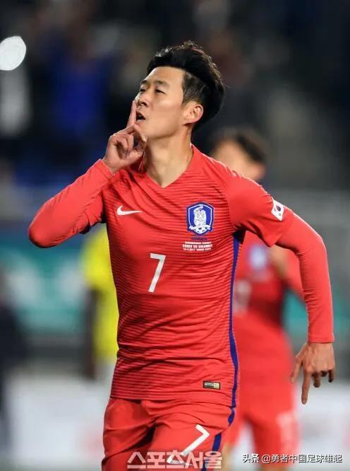 足球壁纸孙兴慜横屏,孙兴慜高清iphone壁纸