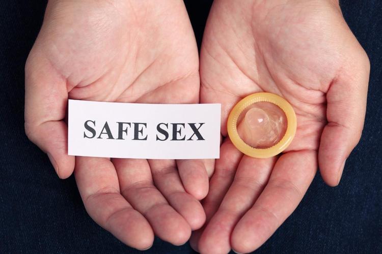 避孕套前面的尖尖到底有啥用?关于避孕套的知识,男女都该要了解下