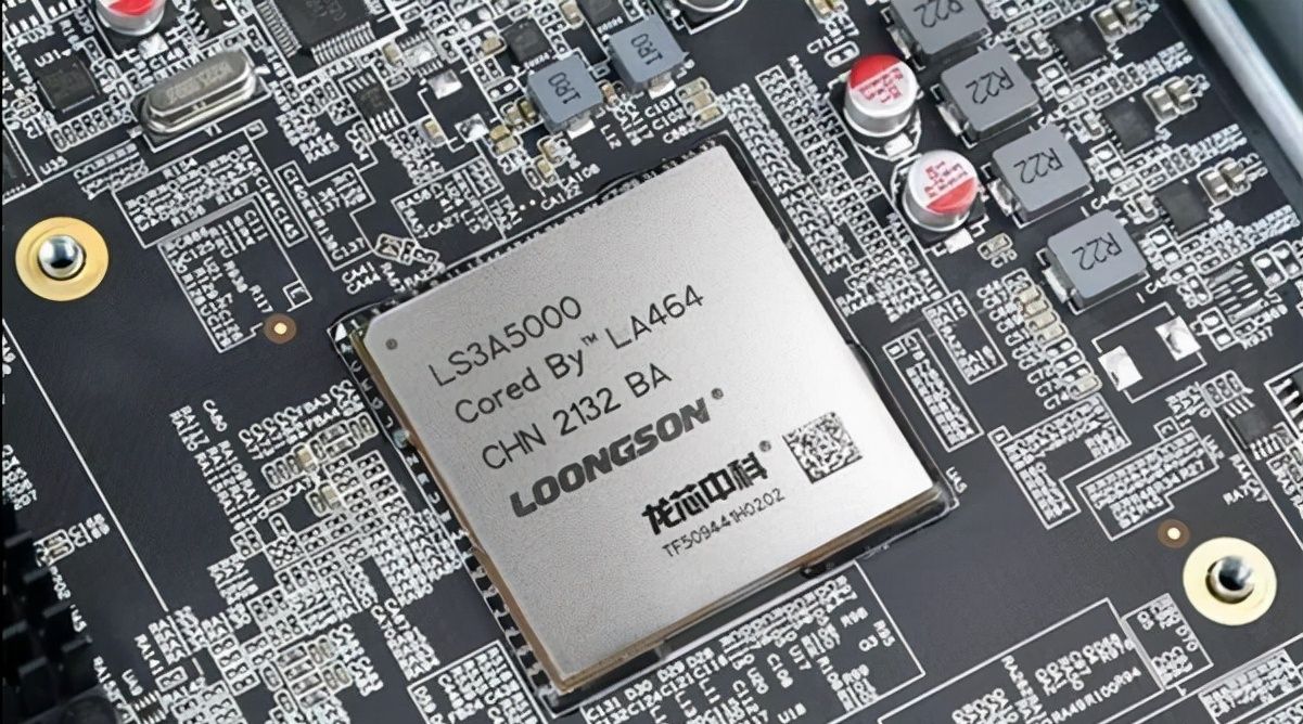 龙芯3a4000相当于英特尔哪款cpu,龙芯cpu的最新消息