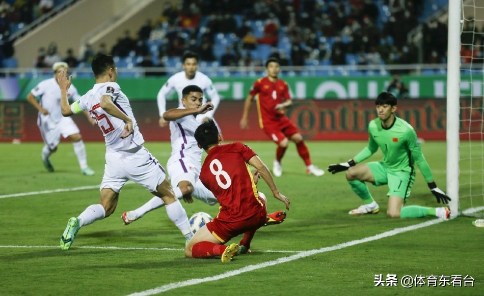 国足1比3负越南明星点评,国足1:3输越南球迷反应