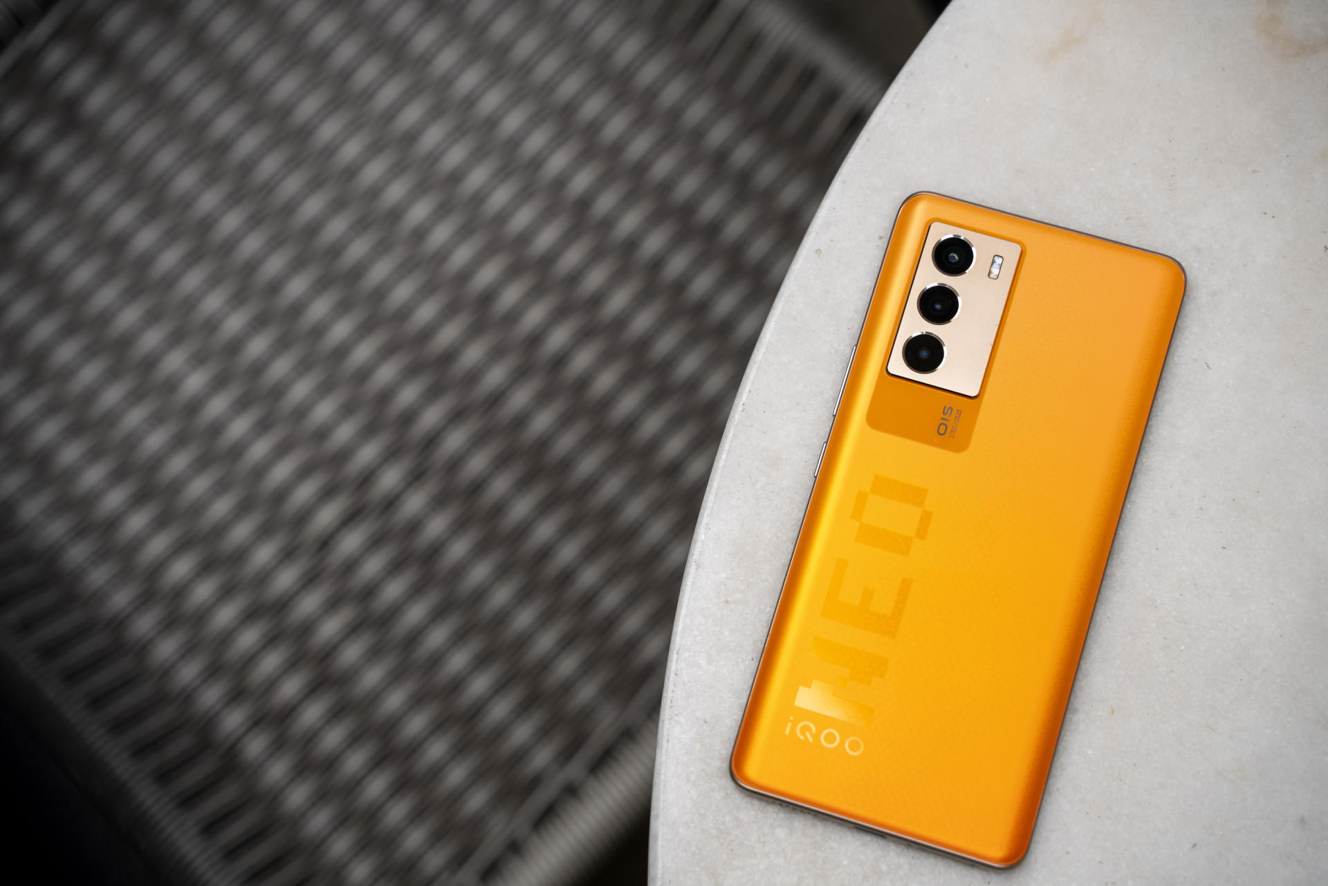 iqoo5s玩游戏怎么开高帧,iqoo5s游戏体验