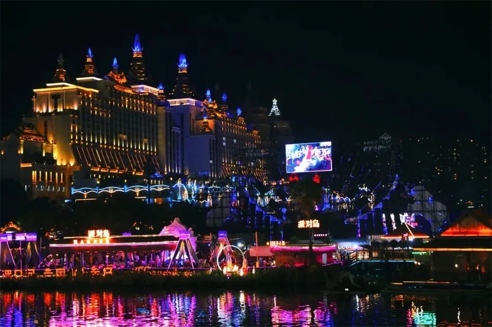 坐上动车去赴约，一起“水水水”吧！