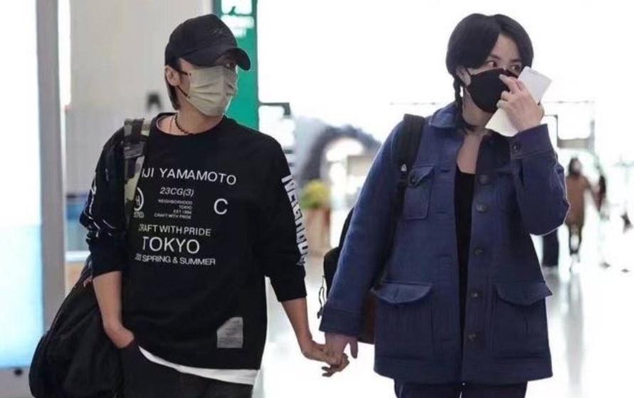 王菲谢霆锋经济舱,网友经济舱遇王菲谢霆锋