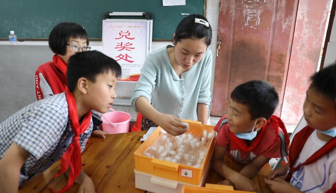 惠州市水口小学校长,龙州县水口何勇