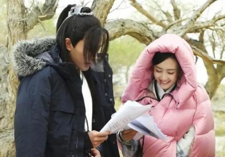 出轨家暴、车内拥吻、脚踏三条船,娱乐圈的“桃色大瓜”真精彩