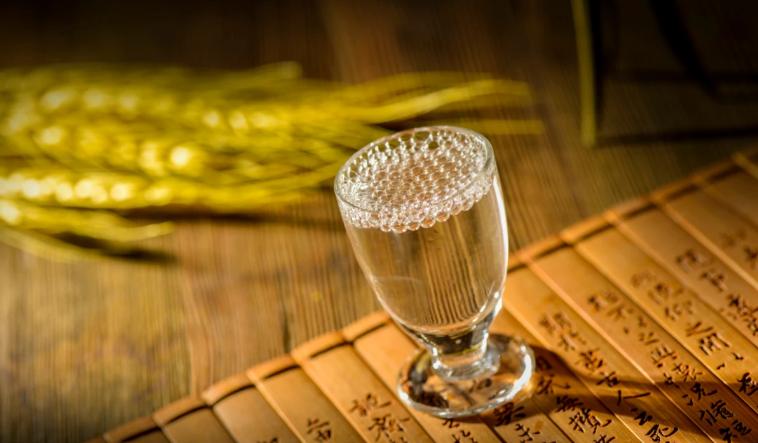 喝酒容易醉教你3招想醉都难,看完这三招喝酒绝招保证你的酒量