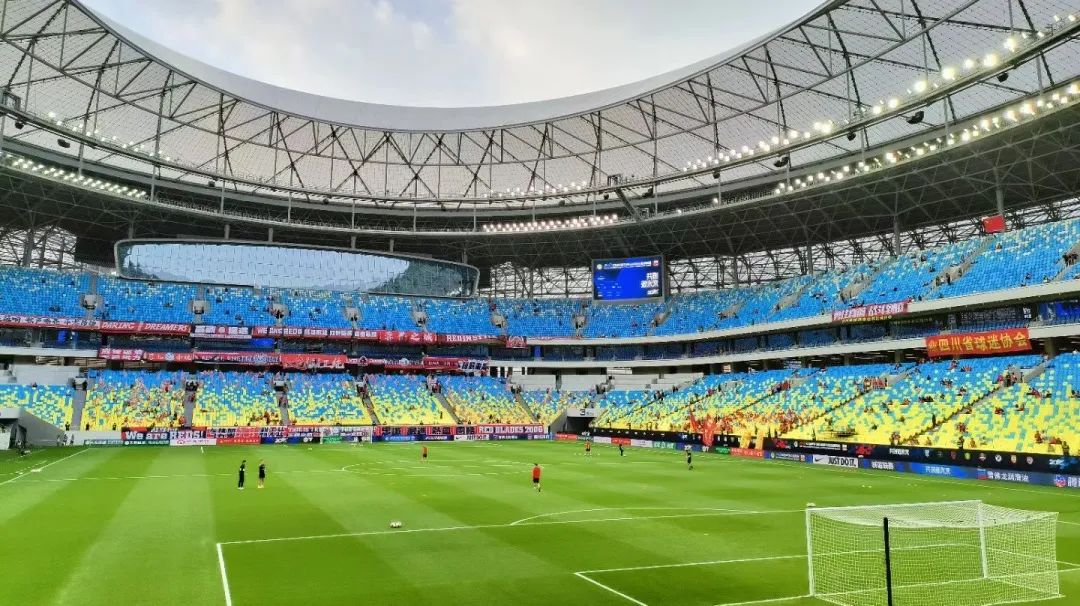 去凤凰山看球赛哪里停车,凤凰山看球赛地铁交通指南