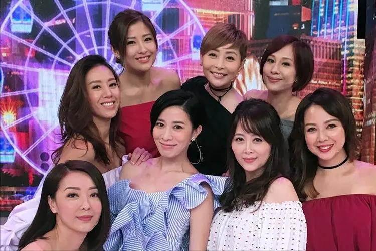 港星摆摊卖鱼蛋,两港星在大陆买鱼蛋