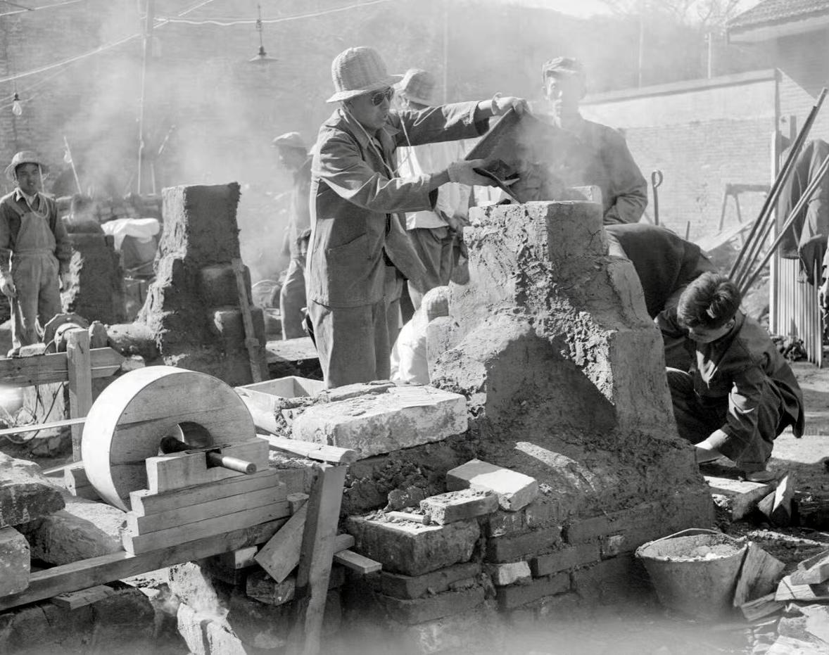 30张真实又罕见的老照片，阴毛假发工作者，我怀疑他用错地方了