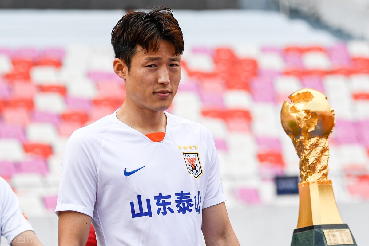 2021中超冠军山东泰山队精彩集锦,中超山东泰山5-1获亚军