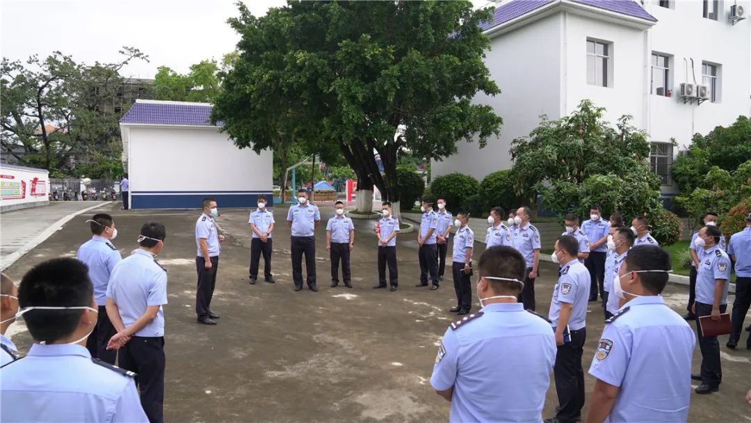 基层派出所召开公安工作会,考察枫桥式派出所创建工作