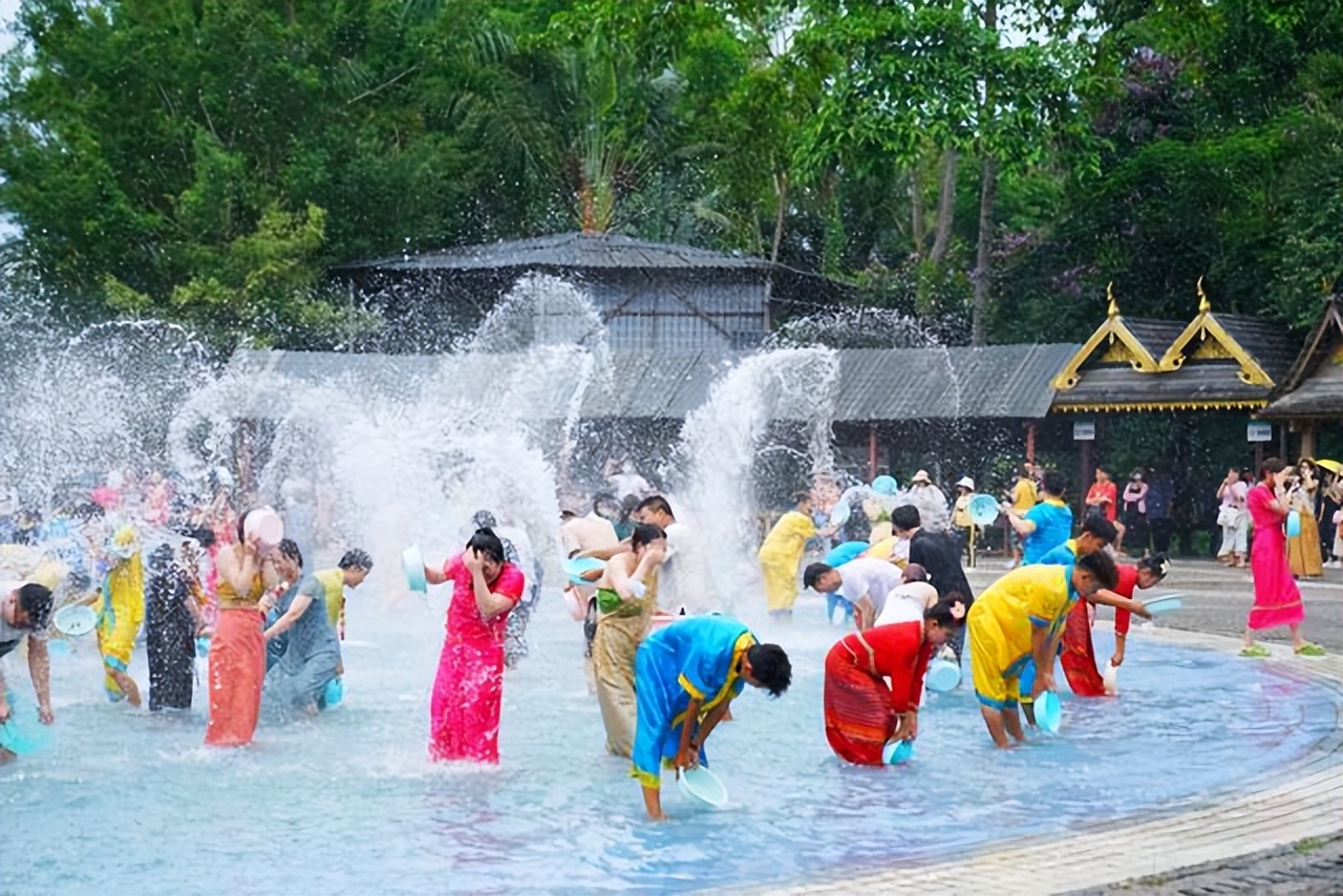 中缅边境旅游文化,中缅边境的旅游景点