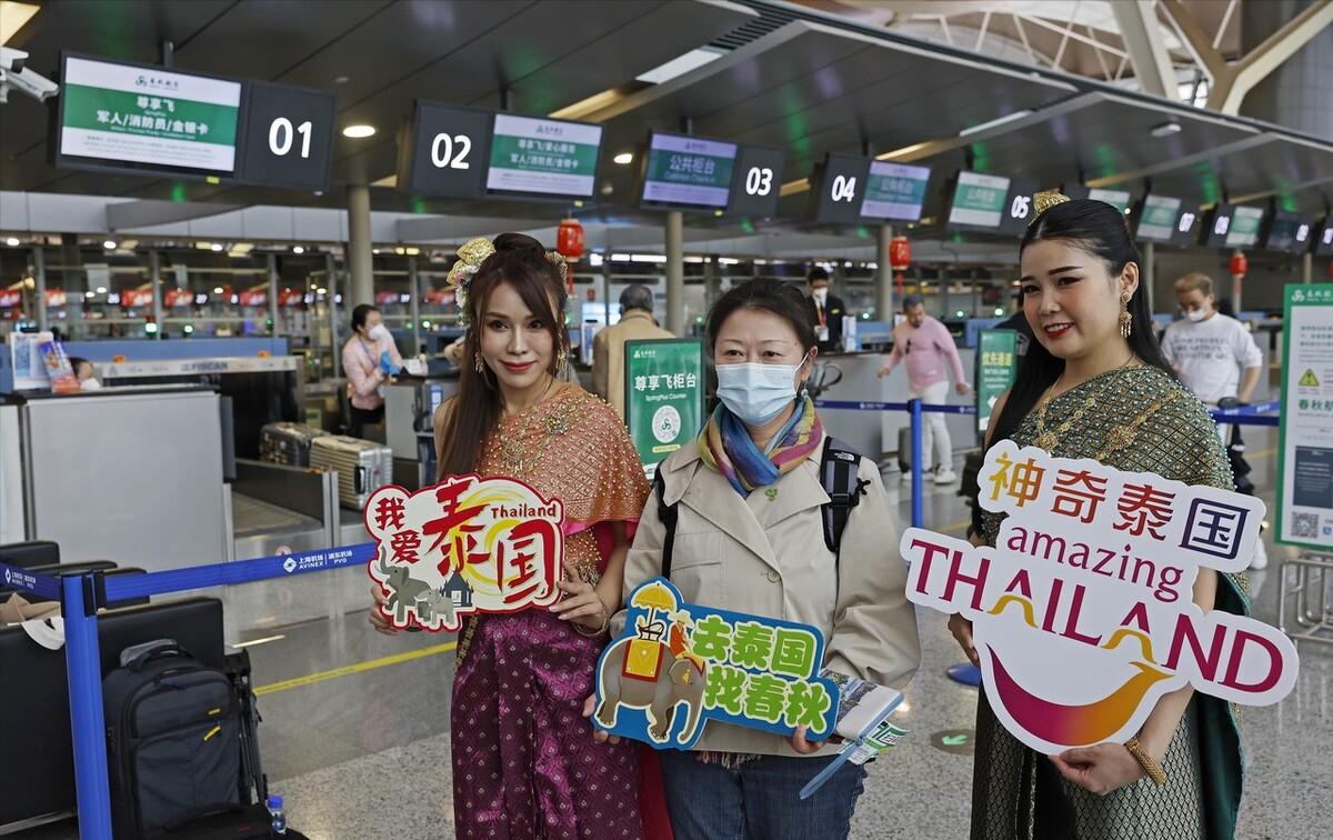 为什么这么多中国人在泰国,中国人定居泰国好吗