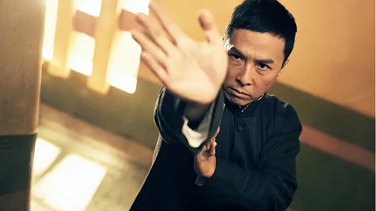 叶问是武道宗师吗,叶问真实年轻时打架