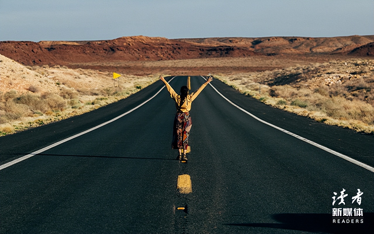 人到了中年怎么还在显摆,人到中年不能炫耀的事