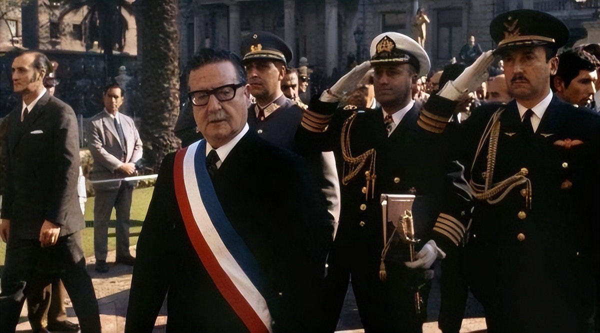 要注意巴切莱特这个女人：屡次冒犯中国，这个女人到底有何来历？