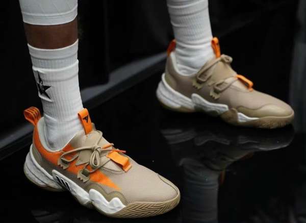 2022全明星战靴,2024年nba全明星名人赛上脚球鞋