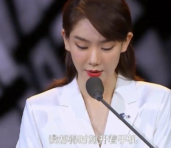 李咏离世4年，再看哈文的状况，才明白嫁给李咏是最好的选择