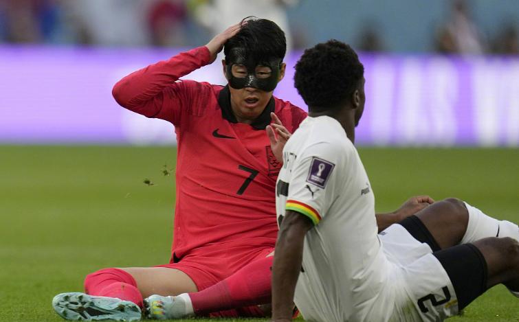 韩国足球孙兴慜被骂,韩国队队长孙兴慜资料