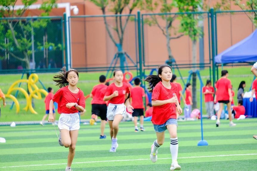 15岁小孩身高偏矮,把握孩子身高发育的分水岭