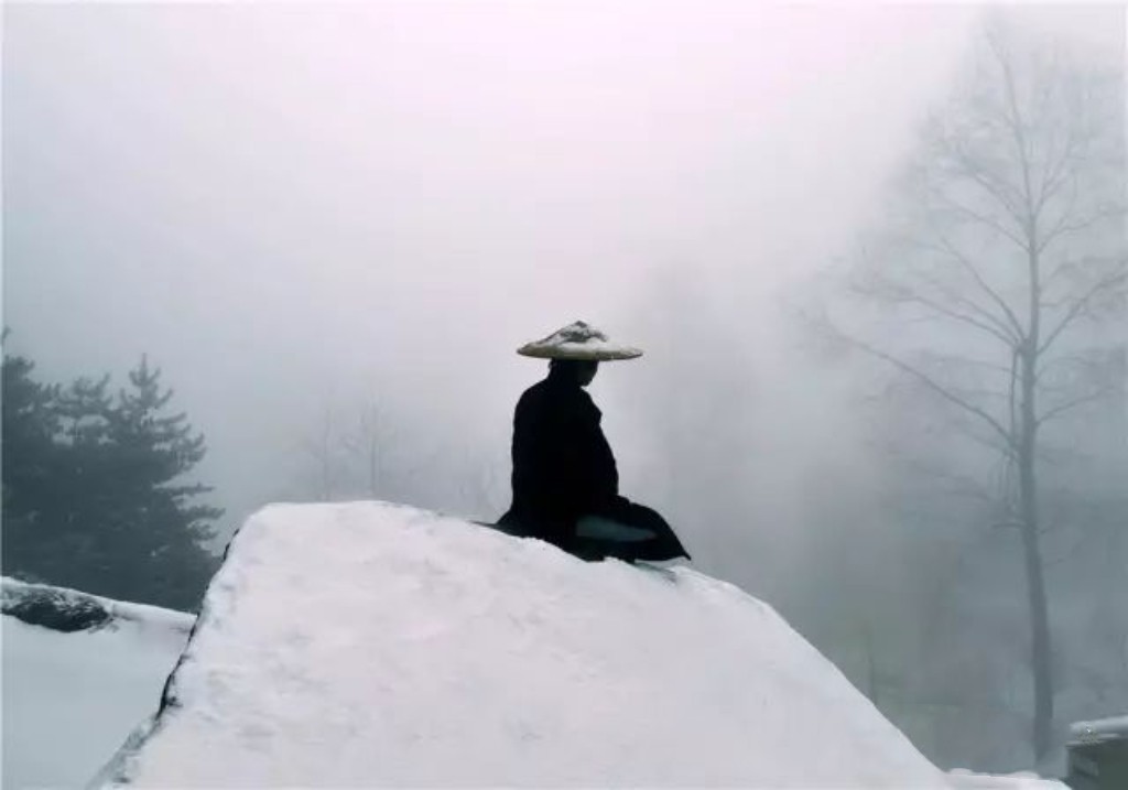 男人放弃千亿资产一心向佛,广东男子放弃百万年薪出家