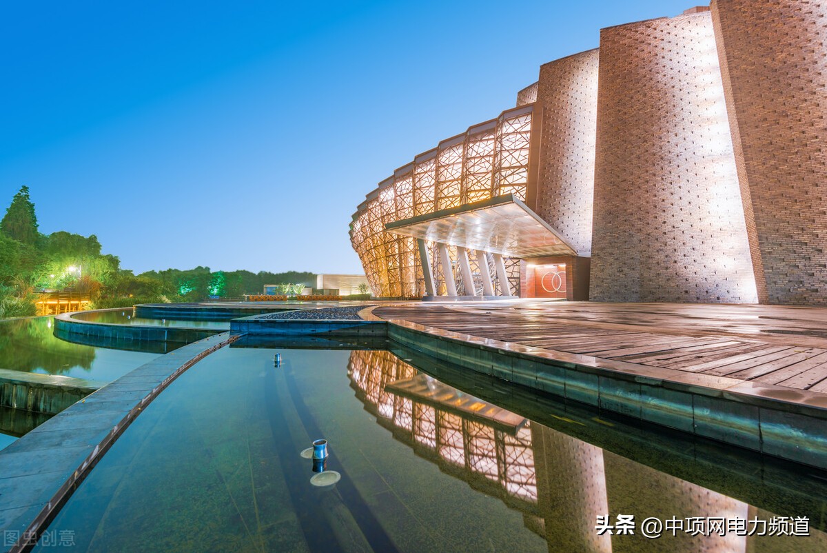 太阳能光伏发电商机,投资太阳能光伏发电项目