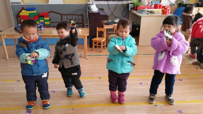 日本孩子冬天穿短裤的教育理念,日本学生冬天穿短裤为什么