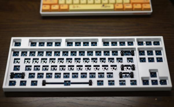 首席玩家无缺组装,首席玩家无缺哪个好