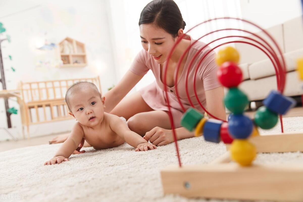 产后乳房出血是什么？它是由什么因素导致的，又有哪些危害呢？