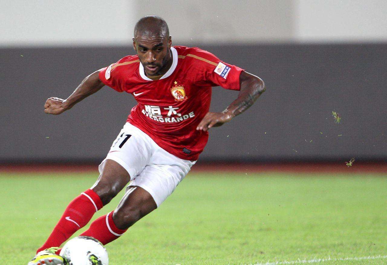 许家印创立广州恒大足球王朝,恒大许家印和王健林关系