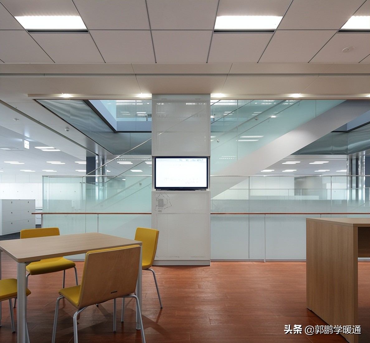 通风系统在烟囱效应中有什么作用,烟囱效应通风系统