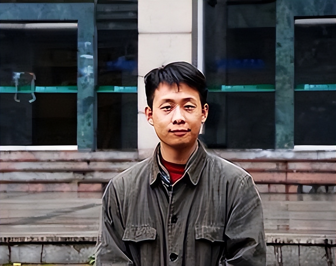 张译苦守植物人初恋十年,张译初恋成植物人苦守10年图片