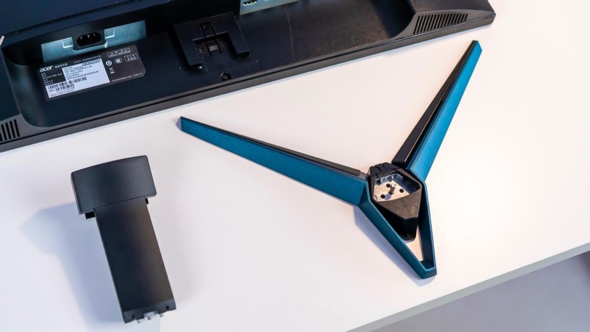 2k240hz玩吃鸡有多爽,2k240hz跑不满