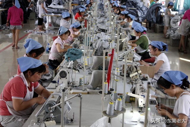 退休金1500元，50岁老阿姨利用自媒体的收入买菜！