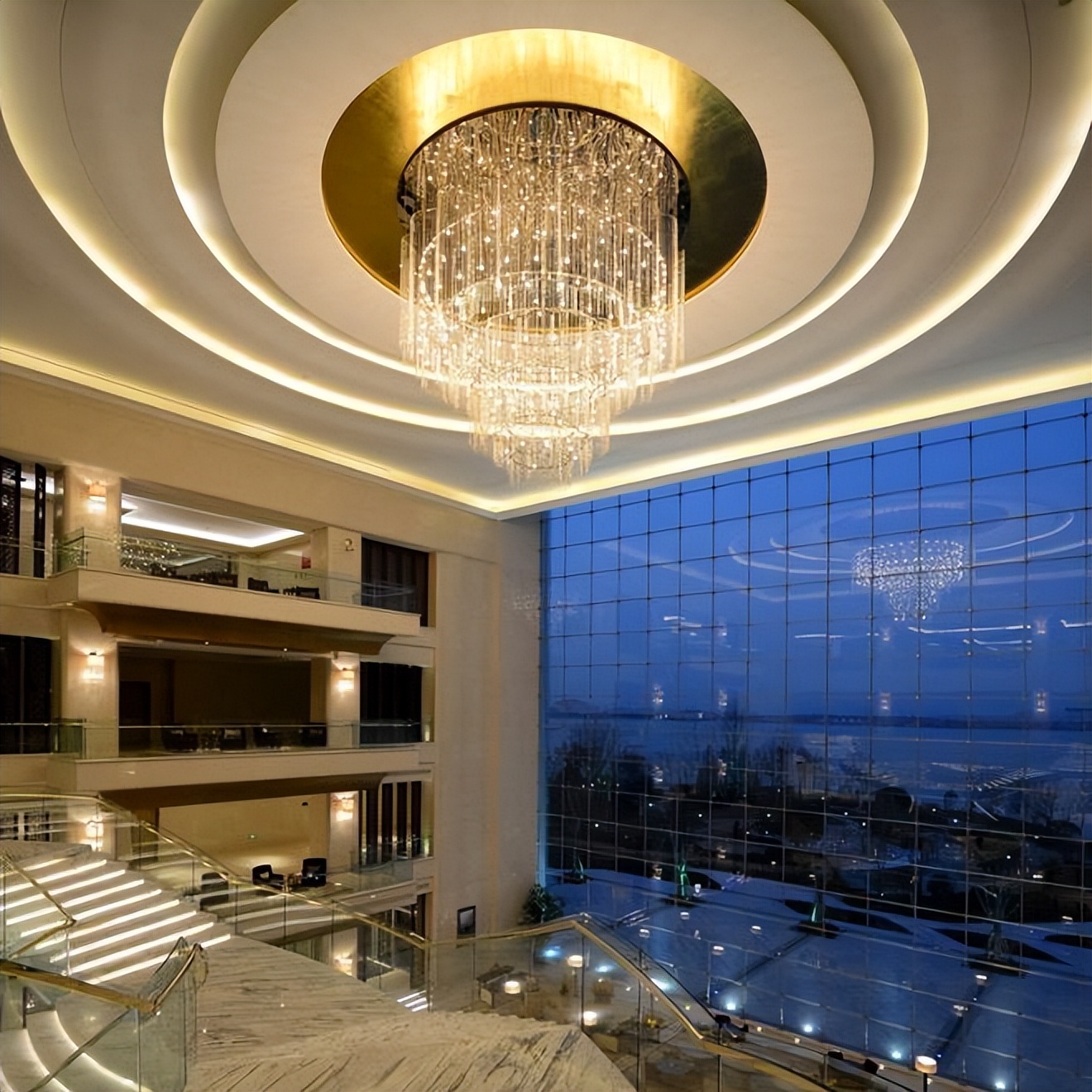 不走寻常路不走回头路,不走寻常路酒驾