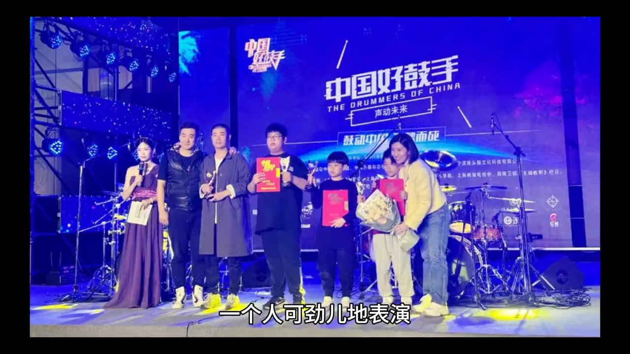 贺燃双男主后续,贺燃的全部视频