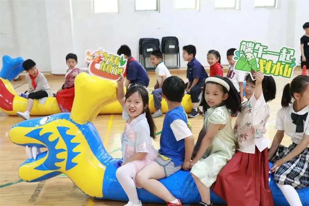 南师附中新城分校有哪几个,南师附中新城小学南校区与北校区