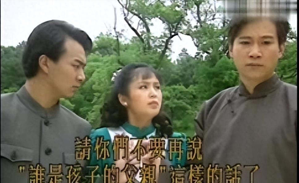 牛角胸罩，诱惑式舔刀尖，这些颠覆三观的镜头，看完让人一言难尽