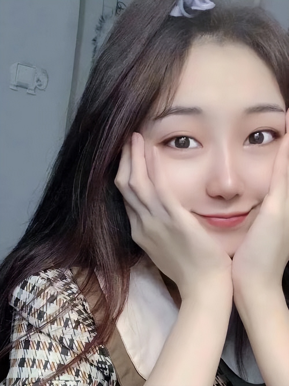 百雀羚淡纹帧颜霜和玉泽面霜,混油皮百雀羚平衡润泽爽肤水测评