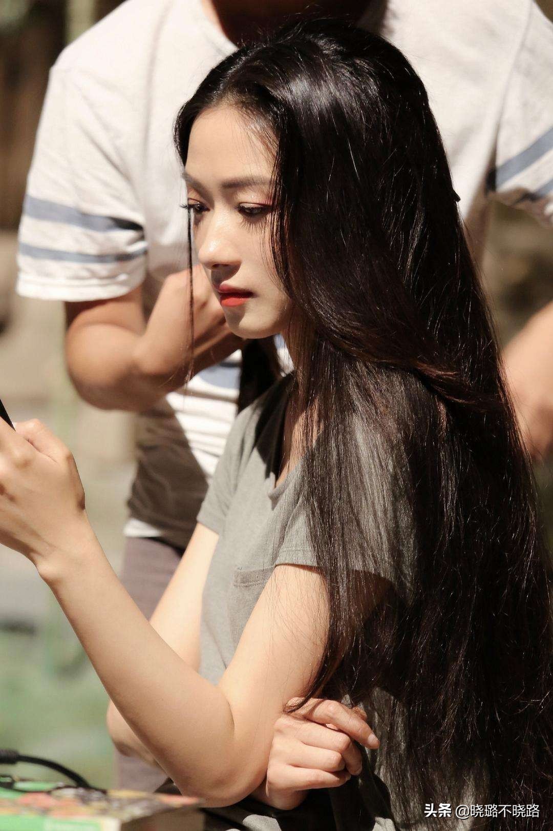 长相土气怎么改善蒜头鼻,鼻子塌是鼻骨缺失么