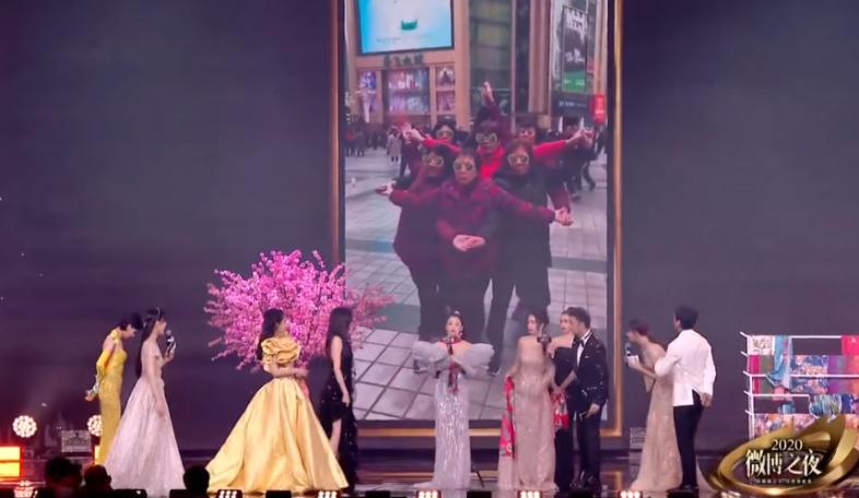 倪妮李宇春亲密照,倪妮和李宇春照片