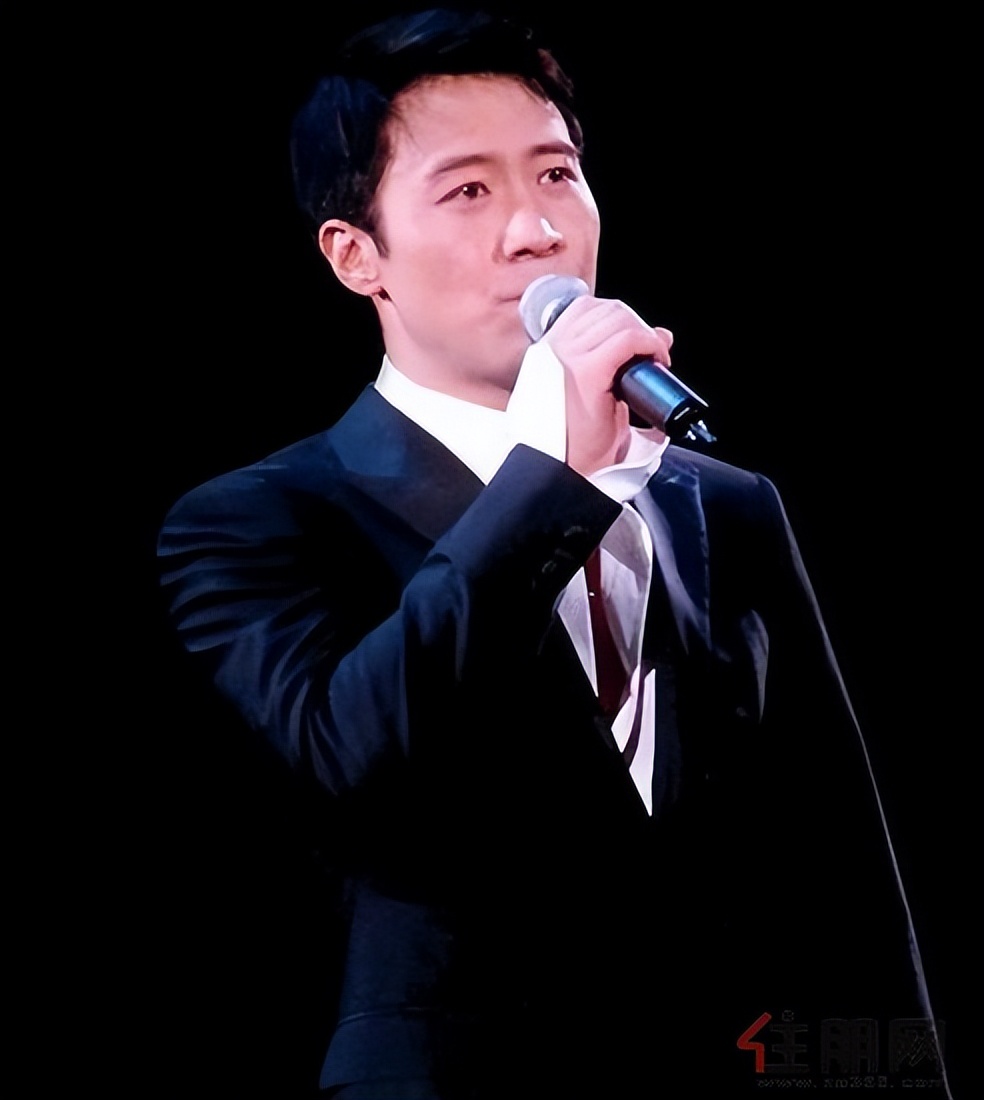 黎明对不起我爱你现场版,对不起我爱你黎明破音