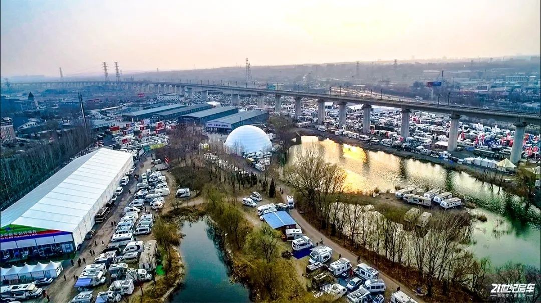 心向原野的视频,2019北京国际房车展3月12日